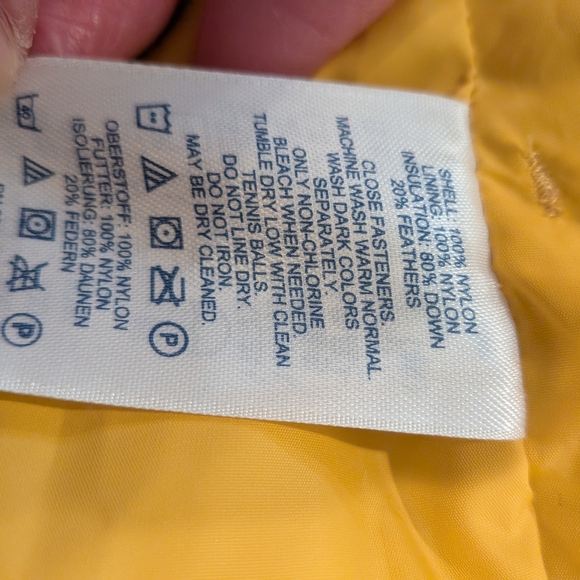 Lands' End Ladies Down Puffer Vest - Picture 3 of 3